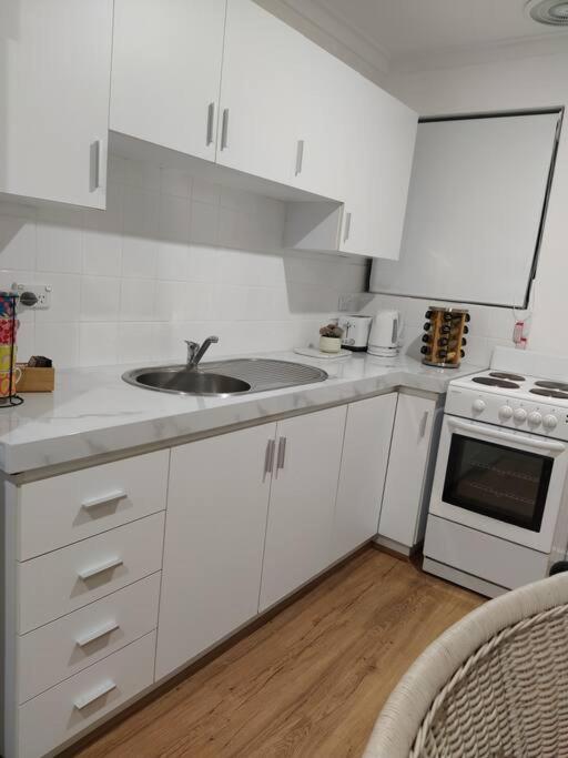 Simply Delightful Unit Close To Cbd And Beach Perth Exteriér fotografie
